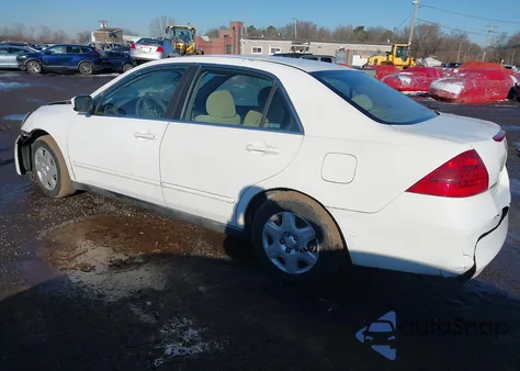 2007 Honda Accord 2.4 Lx из США, поврежденный, VIN 1HGCM56457A063898